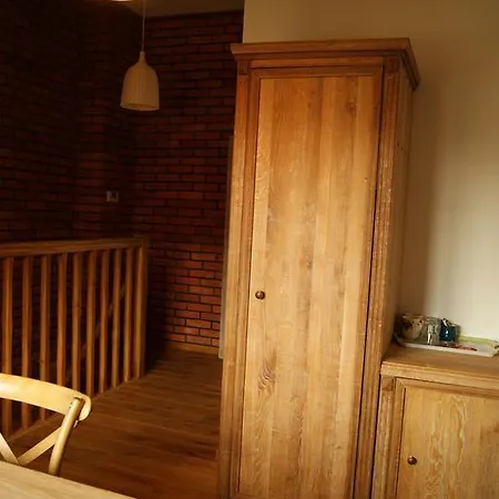 I Apartment
